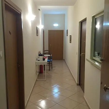 Sol Levante Bed & Breakfast *